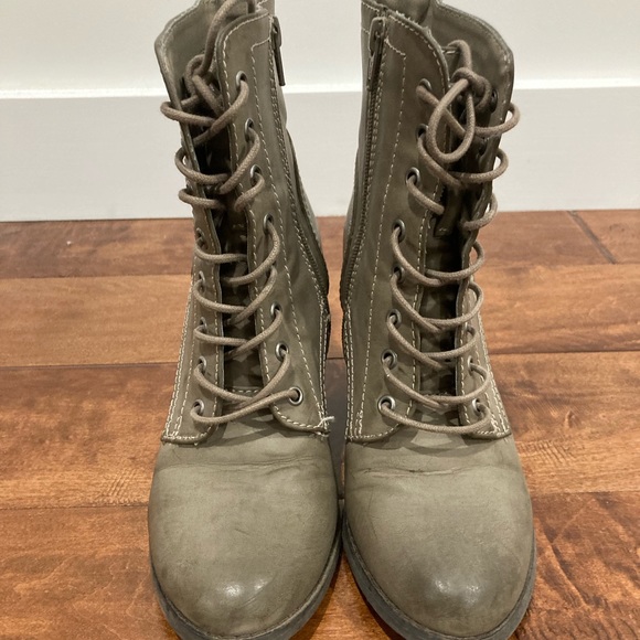 Express Laced Up Booties - Picture 2 of 6